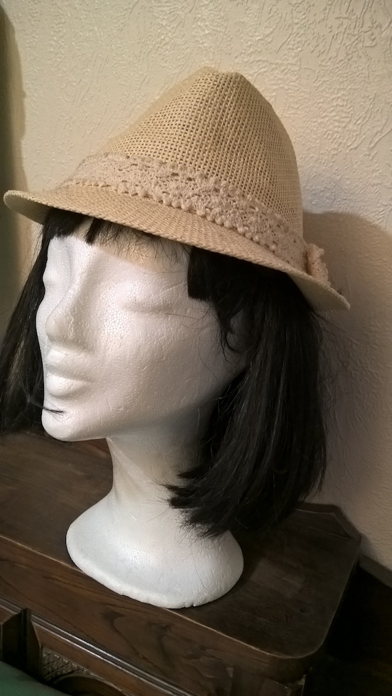 Pretty Vintage hat, straw hat,woman hat,girl hat,… - image 1