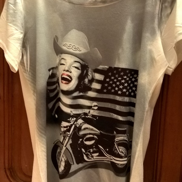 Tee Shirt Femme,Vintage,Manches Courtes,Couleur Blanche et Gris,motifs imprimé,MARYLIN MONROE,chemise femme,cadeau femme,vêtements femme