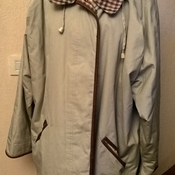 Trench vintage,Trench femme, homme,vêtements femme,vêtements unisexe,cadeau homme,cadeau vintage,coupe vent beige,doublure prince de Galle,