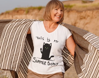 Fitted V-neck T-shirt - Black Cat Summer Bodysuit