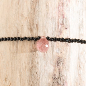 Onyx and strawberry quartz drop bracelet