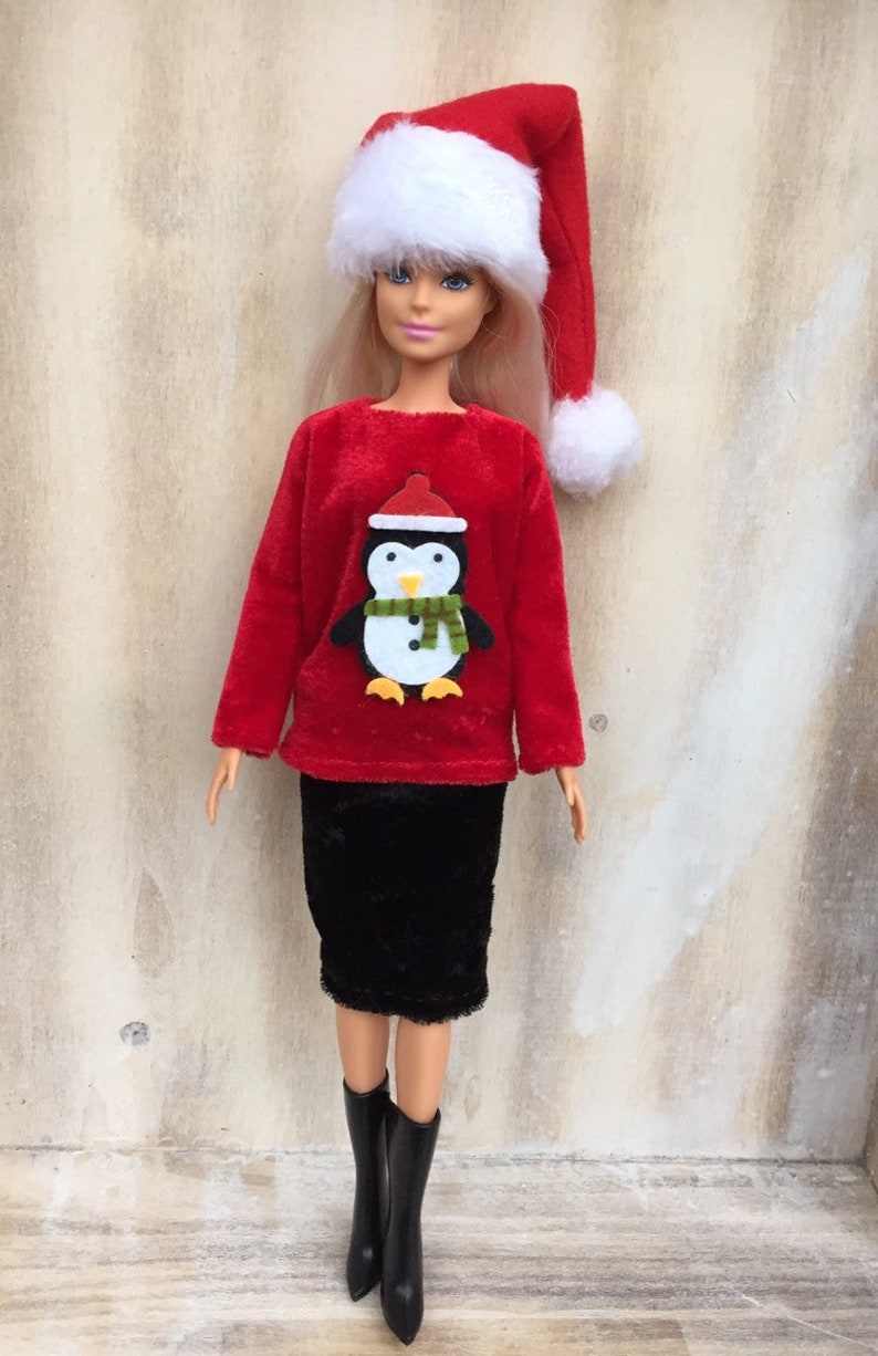 Barbie Christmas Sweatshirt Penguin model Jersey Navideño | Etsy