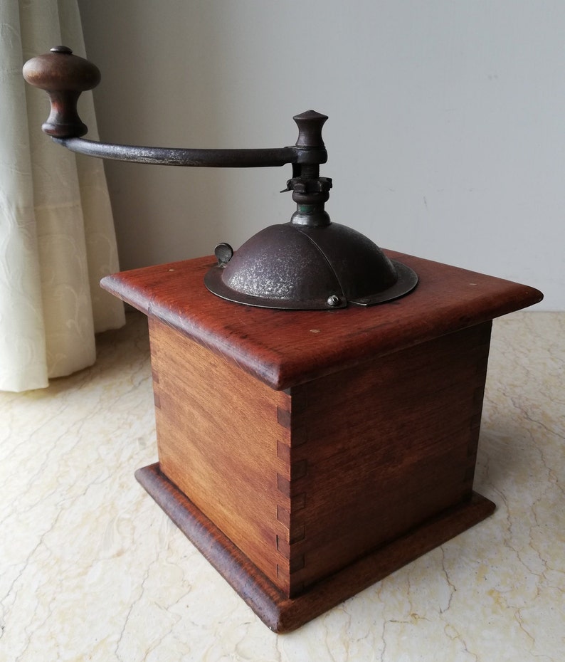COFFEE GRINDER