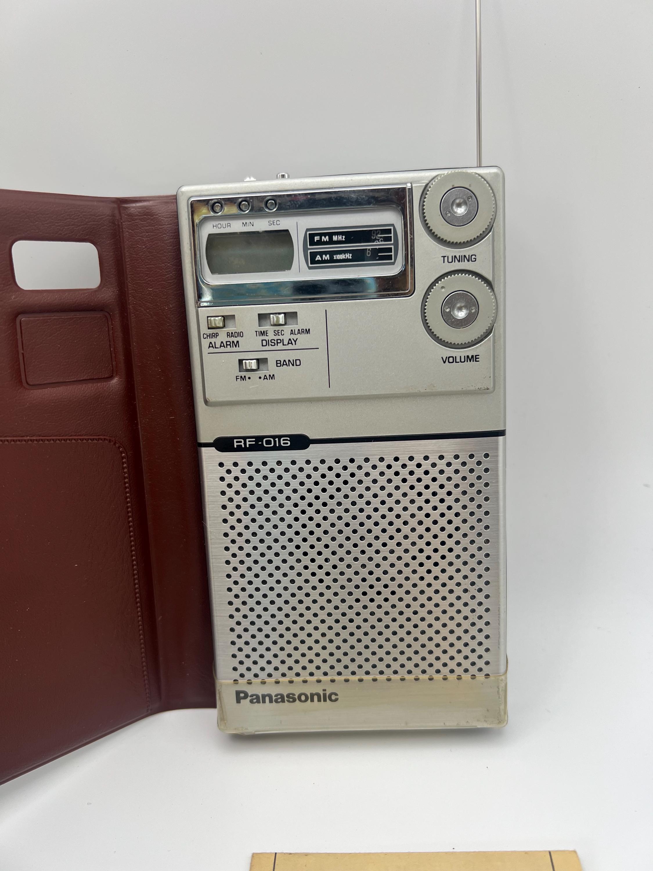 Vintage サンヨー パルサー RP5111S 携帯ラジオ Vintage サンヨー パルサー RP5111S 携帯ラジオ Vintage