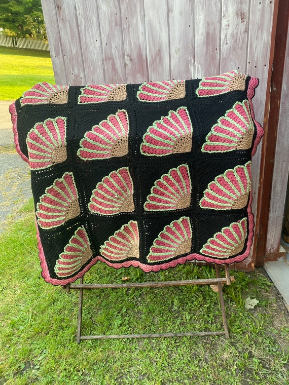 Vintage Crocheted Fan Afghan Etsy