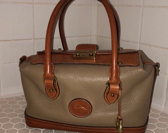 Vintage Dooney & Bourke pebbled all weather leather satchel purse - tan/taupe