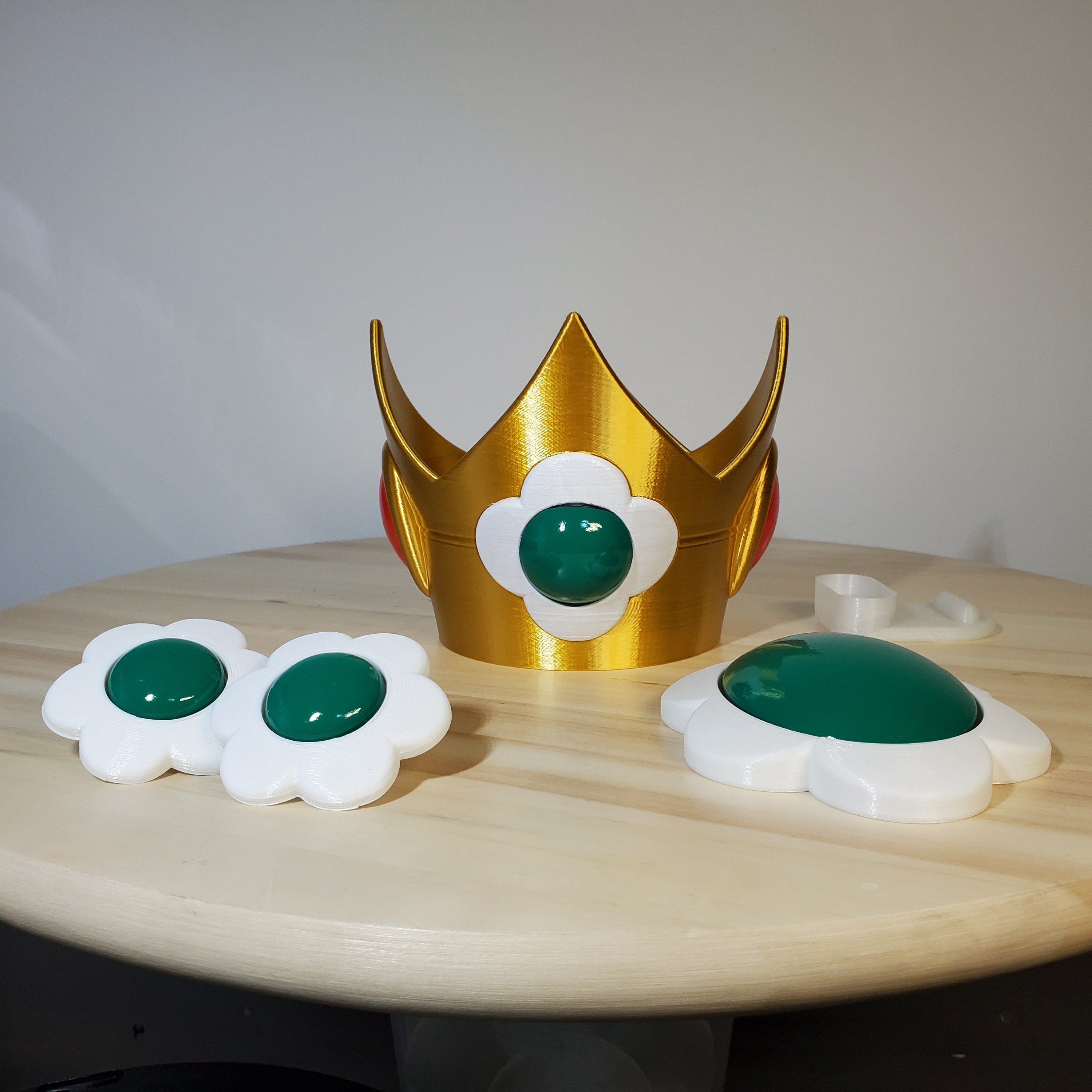 Princess Daisy Cosplay Set (crown, Earrings, Brooch) - Etsy