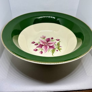 Vintage Taylor Smith USA 4532 22k Gold Trimmed bowl