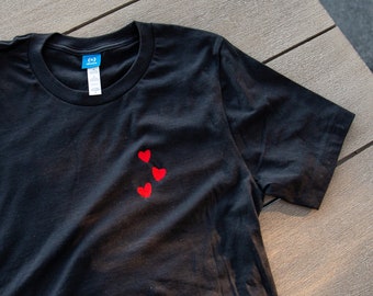 Besticktes Herz Shirt