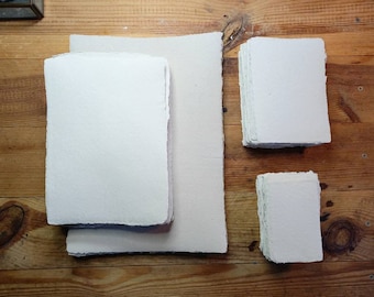 Handgeschept papier, crèmewit