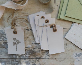 Geschenkanhänger aus Büttenpapier, handgeschöpftes Papier,cremeweiß,beige