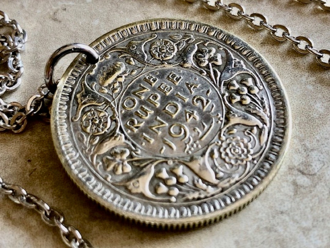 ロンドンでもとめたインドルビーのネックレス il_1080xN.4326596964_p6iw.jpg