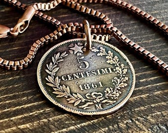 Colgante de moneda italiana de 5 céntimos, collar personal, joyería antigua vintage hecha a mano, regalo para un amigo, amuleto para él o ella, coleccionista de monedas del mundo.