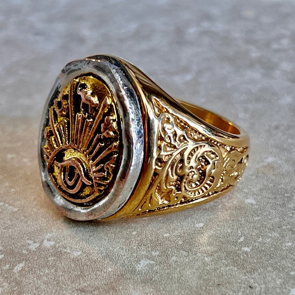 Bague oeil d'Horus, amulette dorée, acier inoxydable, symbolisme des pouvoirs de guérison et de protection égyptiens, santé, restauration, fait main