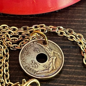 Spanien Münze Halskette Spanisch 1992 25 PTAS Anhänger Barcelona Juan Carlos Schmuck Geschenk Freund Charme für Ihn Her World Münzensammler