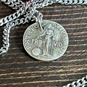 Ancient Roman Coin Pendant – Trajan Denarius Replica Necklace – Rome 116 AD Jewelry – Historical Gift for Him Her – Emperor Coin Replica