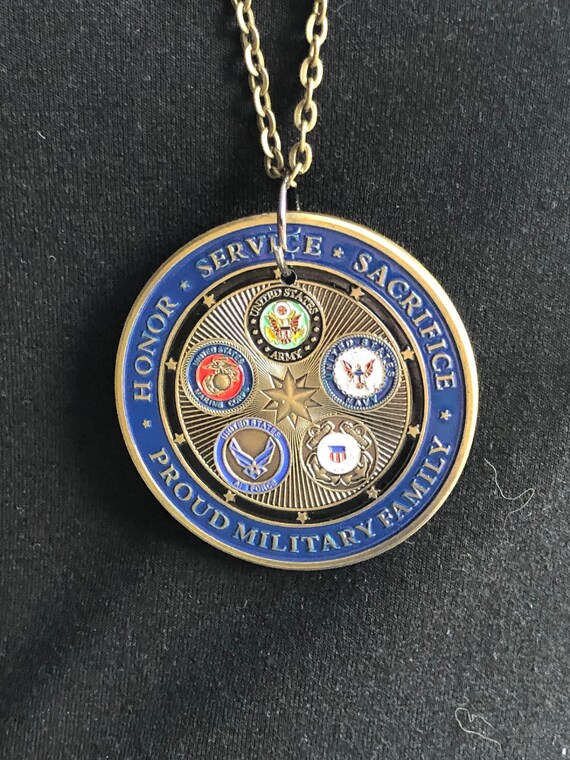 Military Medallion Coin Necklace Rare 