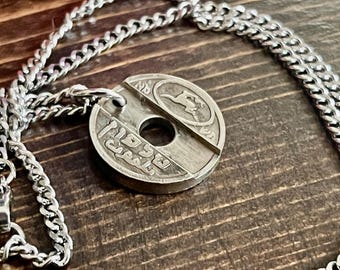 Colgante de ficha telefónica israelí / Collar de moneda vintage / Joyería hecha a mano con fichas antiguas / Regalo para él o ella / Amuleto de colección retro