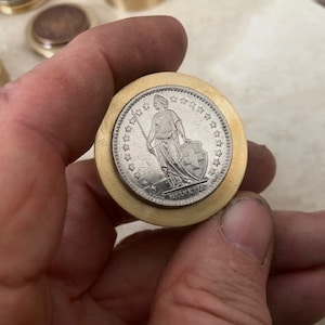 Switzerland Coin Pillbox 2 Franc Vintage Brass Snuff Box Antique Stash Keepsake Tobacco Box Handmade Swiss Men’s Gift Jewelry Groomsman Gift
