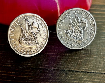 Gemelli con moneta portoghese da 250 Escudos, gemelli personali, gioielli fatti a mano, regalo per amico, ciondolo per lui e per lei, collezionista di monete del mondo