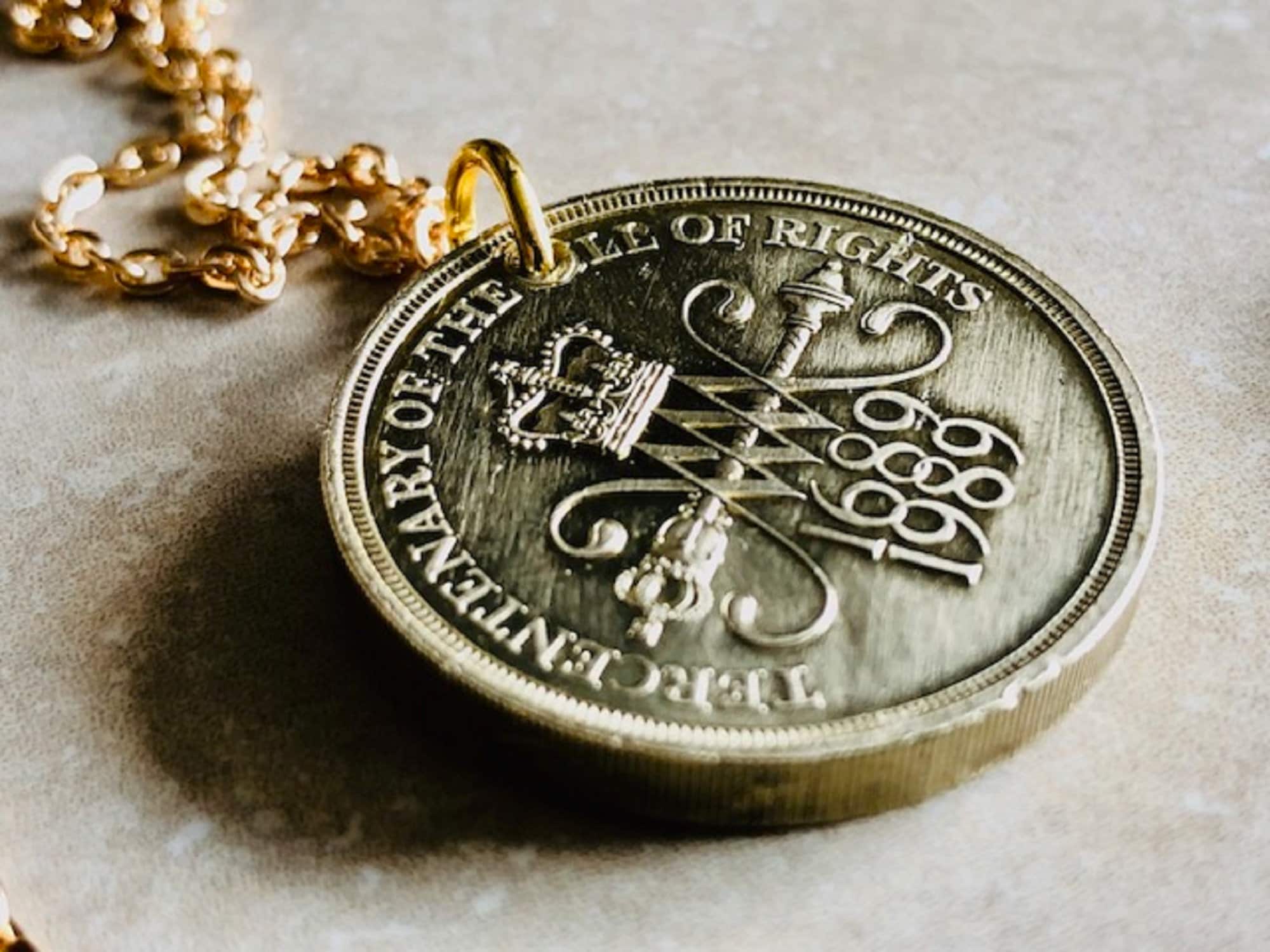 英国権利章典 2ポンド 1989年コイン イングランド イギリス エリザベス女王 ジュエリー 個人用ネックレス ギフト チャーム 彼 彼女 ワールドコレクタブル