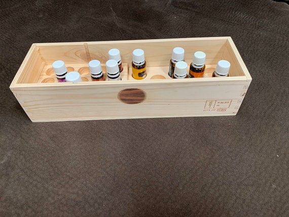 Ultimate Essential Oils Storage Box with lid . bottles not included