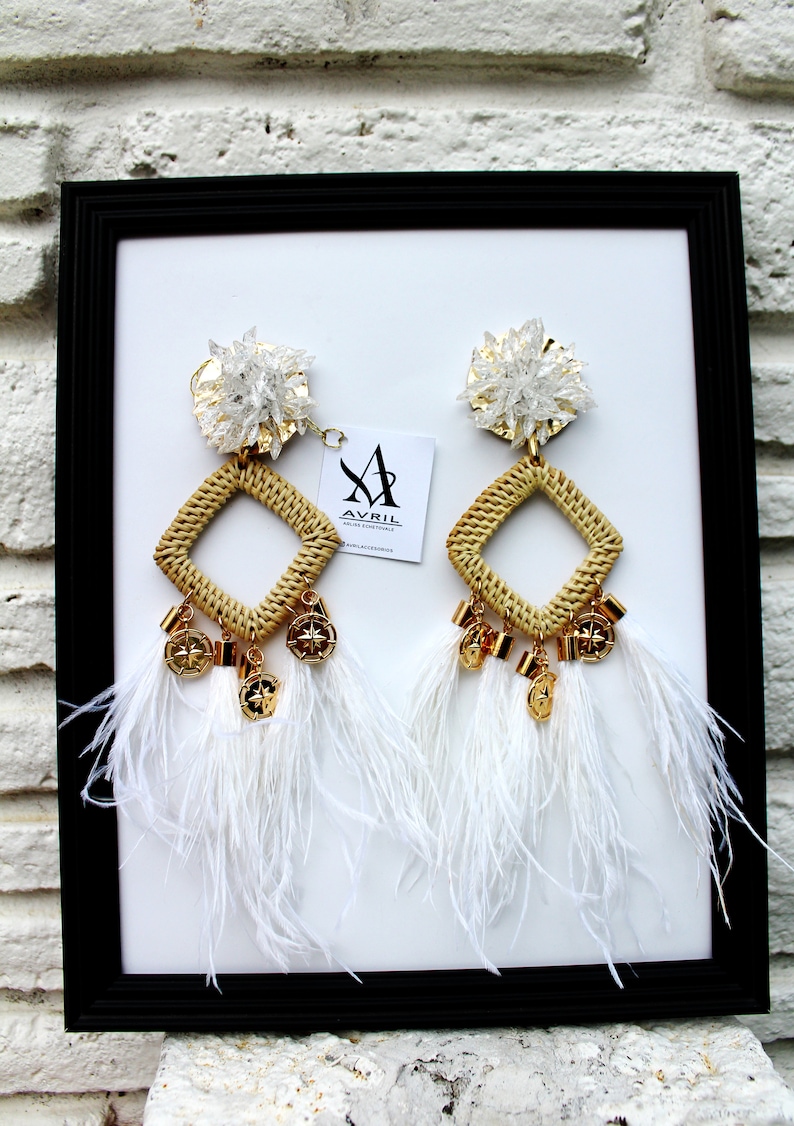 White feathers earrings,Bamboo earrings,Statement earrings,White Earrings,Summer 2019,Wedding Earrings,Bridal Shower Earrings,Bachelorette