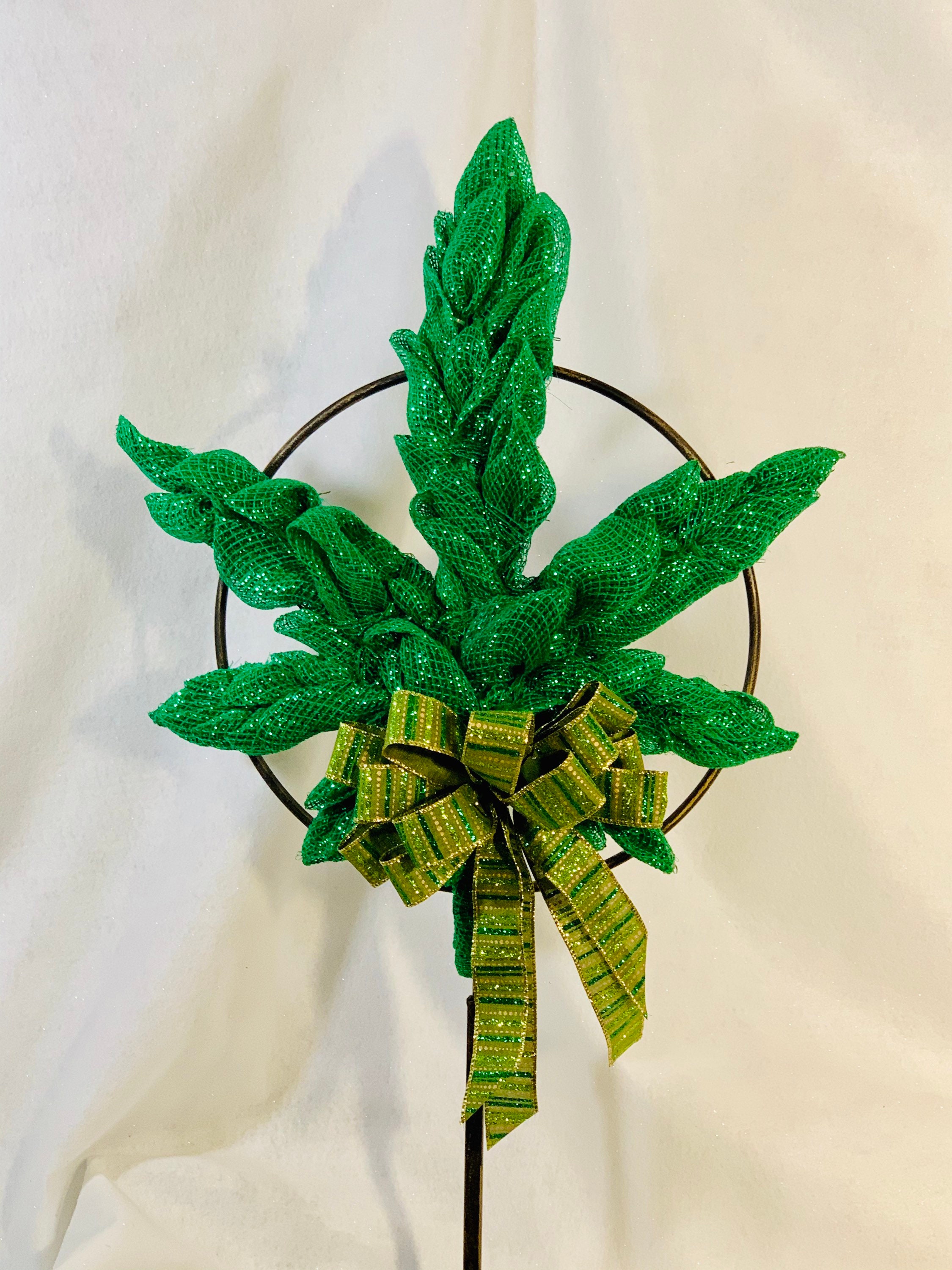 Marijuana leaf wreath cannabis wreath dispensary decor hemp | Etsy