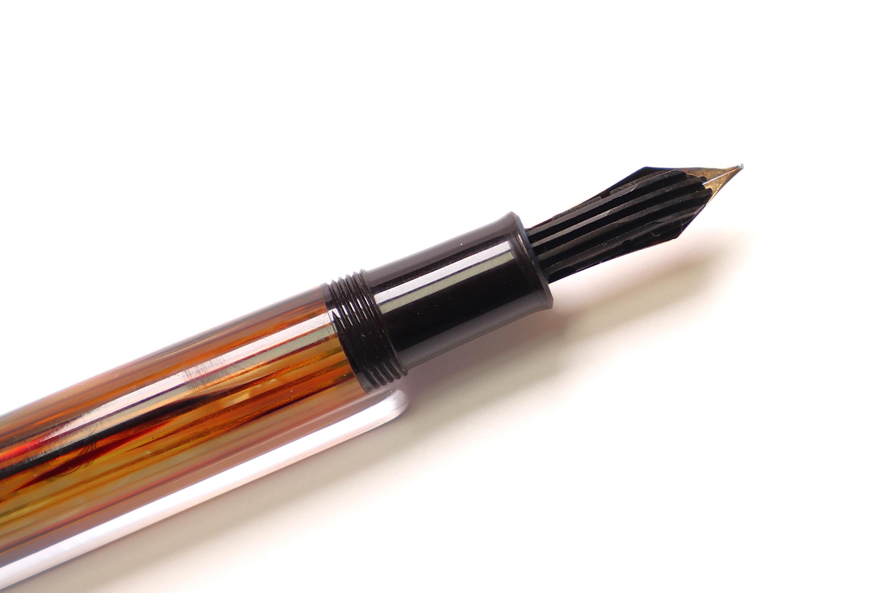 ヴィンテージ ペリカン 400 NN 万年筆：トータスブラウン ストライプ