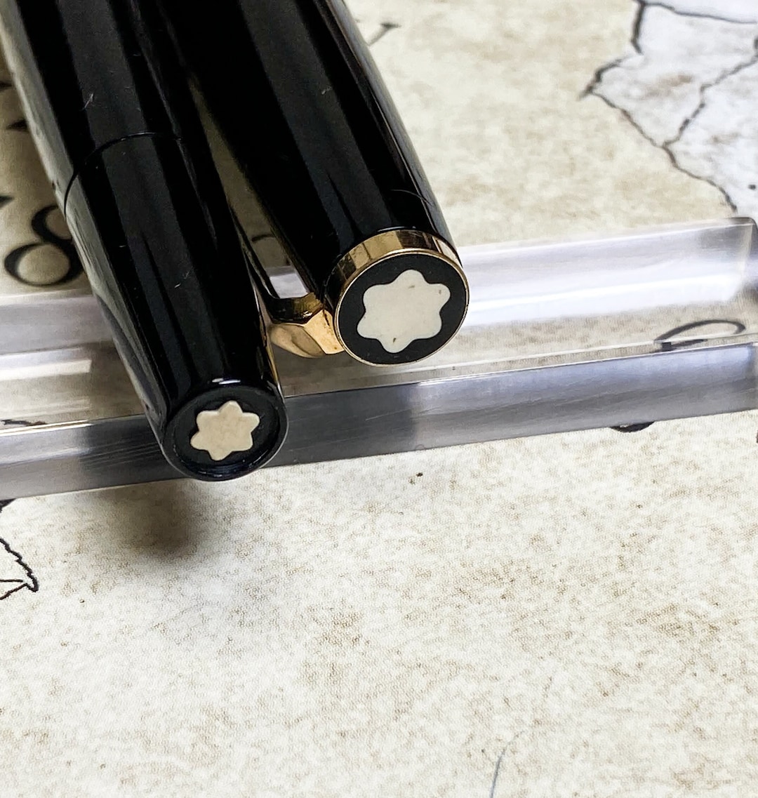 Vintage Genuine Montblanc 320 Fountain Pen Piston Filler