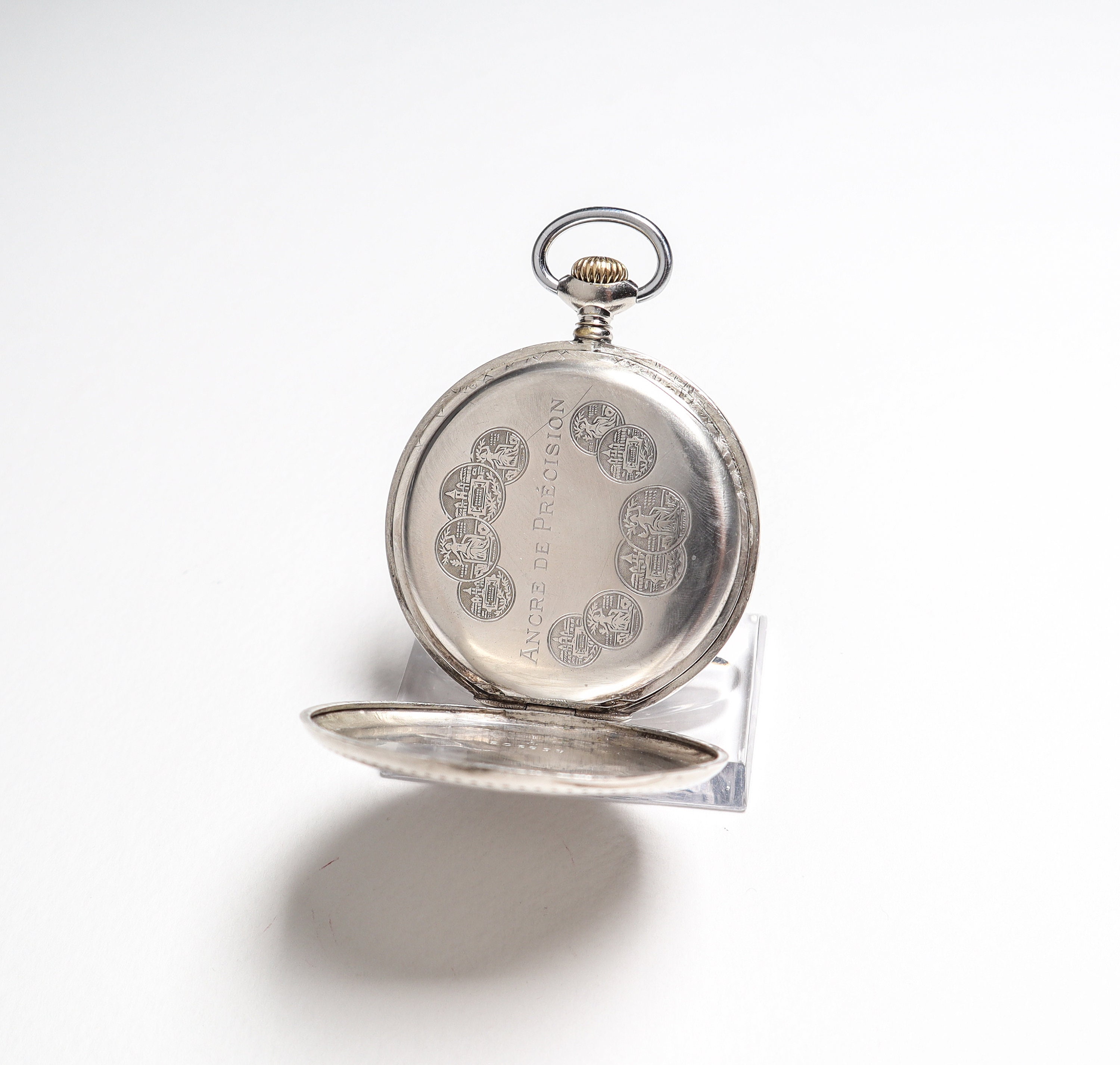 希少なシルバーの Tavannes Watch Co、1920 年代の懐中時計