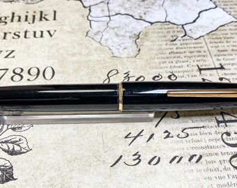 ヴィンテージ モンブラン 320 万年筆：14金EFペン先、ピストン式