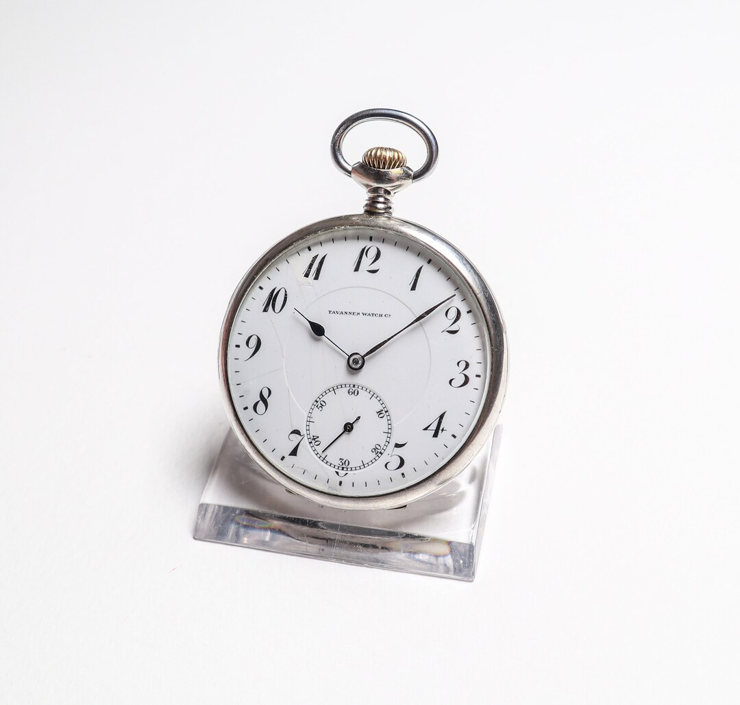 希少なシルバーの Tavannes Watch Co、1920 年代の懐中時計