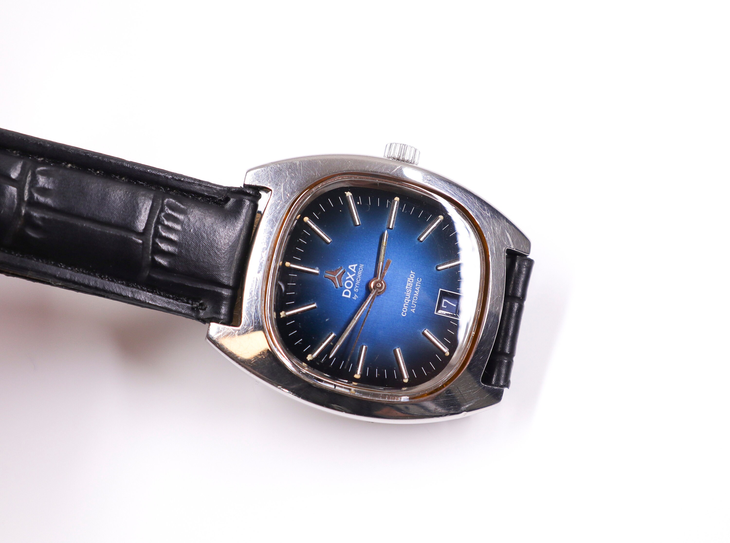 Vintage Doxa Conquistador Automatic Watch: Rare Blue Dial