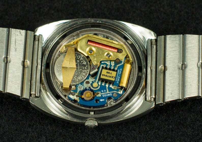 certina quartz movement