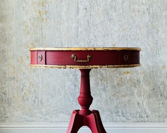 Vintage table. Red Table. Foyer Table. Antique table. Painted table. End table. Side table. Gold leaf