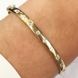 0.45 ctw Natural Diamond (G-H, SI) Solid 14k Yellow Gold Oval Bangle / Flush Set Straight 11 Diamond Bracelet 4 MM / Length 6 to 8 Inches