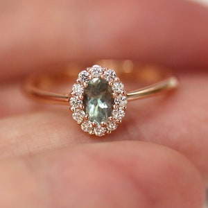 0,55 ctw natuurlijke kleurverandering alexandriet en diamanten ring / halo verlovingsring / massief 14 kt 18 kt goud / beloftering / cadeau / geboortesteen juni