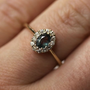 Anello rubino naturale da 8,25 ratti / 8,00 carati panchdhatu