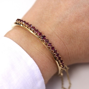 2.5 ctw Natural Red Ruby Solid Gold Oval Bangle Bracelet with Security Chain / Solid 14k 18k Gold / Length 6 to 8 Inches / July Birthstone
