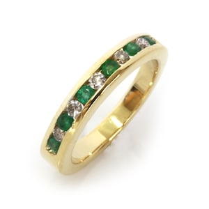 0.35 ctw Natural Green Emerald & Diamond Ring / Channel Set Wedding Band 3 MM / Solid 14k 18k Gold / Bridal Anniversary Ring/ May Birthstone