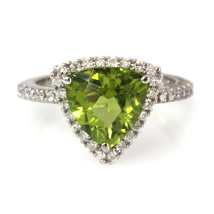 3.5 ctw Natural Green Peridot & Diamond Cocktail Ring / Halo Statement Ring / Solid 14k 18k Gold / Trillion Cut Peridot / August Birthstone image 2