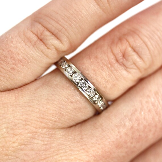 Diamond sale channel band