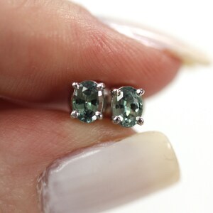0.5 ctw Natural Color Change Alexandrite Oval Stud Earrings / Solid 14k 18k Gold / Solitaire Studs / Valentine's Day Gift / June Birthstone