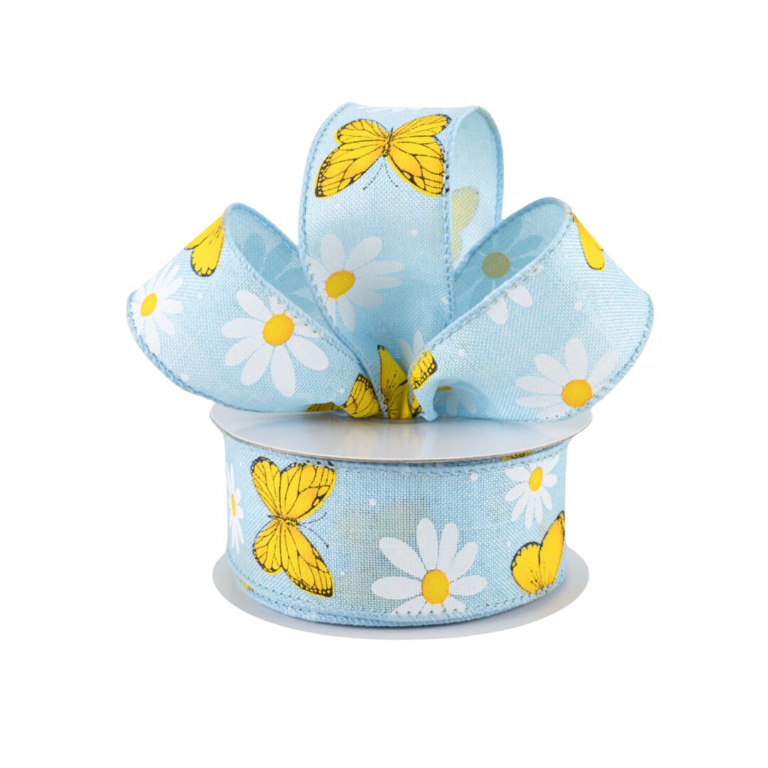Daisy and Butterfly Light Blue Canvas 1.5