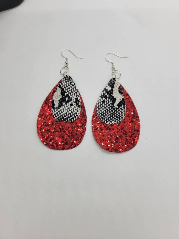 Etsy faux leather earrings deals