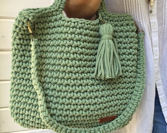 Sac à main au crochet, sac à bandoulière au crochet, sac à bandoulière vert eucalyptus, sac au crochet, sacs Happyschick, chic classique