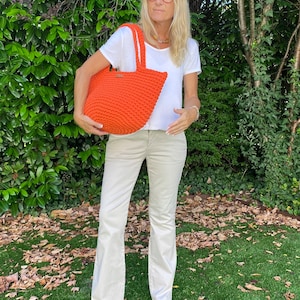 Orange Häkeltasche, Rund Shopper Tasche gehäkelte, Handtasche XL, Umhängetasche Häkeln Deutsch, Geschenke Idee für Frauen, Sommer Tasche