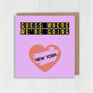 Tarjeta para raspar y revelar: vacaciones, destino sorpresa en una selección de colores, cualquier destino, diseño de tablero de salidas del aeropuerto