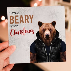 Que tengas una feliz Navidad, oso vestido, juego de palabras con oso, Navidad, fiestas, Navidad, tarjeta festiva (Animalyser) (Tamaño A6/A5/A4/Cuadrado 6x6")